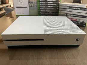 Xbox One S 500GB + 2 ovládače - 4