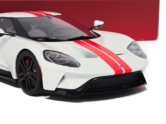 FORD GT 2017 1:18 GT Spirit - 4