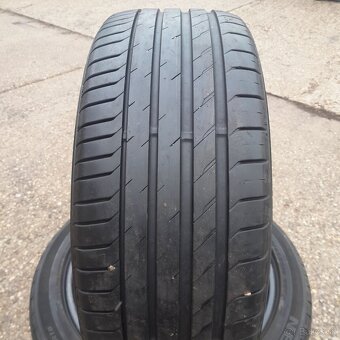 235/45 r18 letne dot 0222 - 4