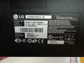 PC Monitor LG Flatron - 4
