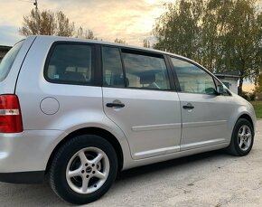 Volkswagen Touran 1.9 TDI r.v 2005 77kw - 4