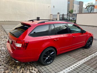 Škoda Octavia Combi 2.0 TDI DPF RS DSG - 4