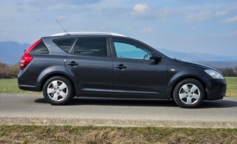 Kia Ceed SW - 4