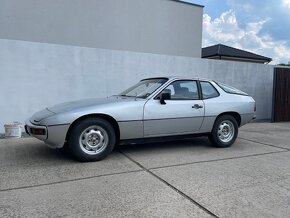 Porsche 924 - 4