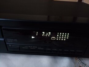 SONY CD Player - 4