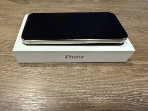 Apple iPhone 15 Pro Max 512 Natural Titanium - 4