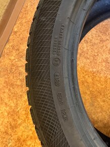 Continental Winter Contact TS850P 245/45 r18 - 4