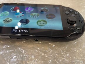 PS VITA PCH-2004 + 4gb karta - 4