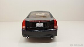 1:18 CADILLAC CTS-V - 4