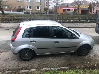 Ford Fiesta 1.4TDCi - diesel - manuál - 2005 - 4