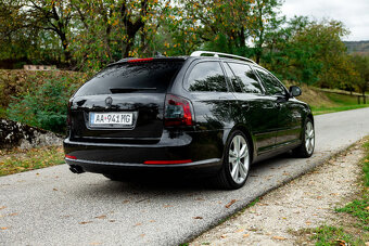 Skoda Octavia RS 2.0TDI DSG - 4