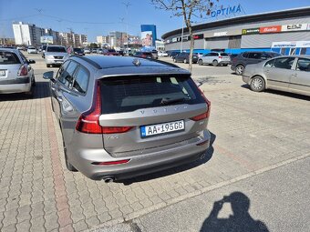 Volvo V60 D4 Momentum - 4