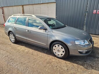 VW Passat B6 Variant 2.0 TDi Sportline - 4