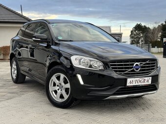 Volvo XC60 D4 2.4L Drive-E Momentum Geartronic AWD - 4