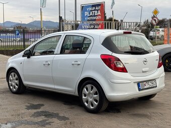 Opel Corsa 1.2 16V Essentia - 4