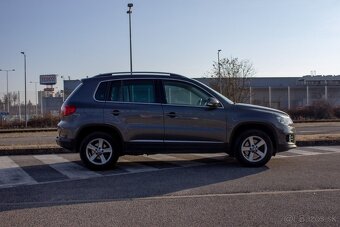 Volkswagen Tiguan 2.0TDI LOUNGE 4X4 AUTOMAT - 4