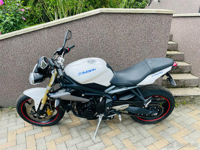 Triumph Street Triple 675 2013 - 4