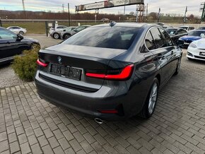 BMW Rad 3 320d X-Drive A/T Business Design - 4