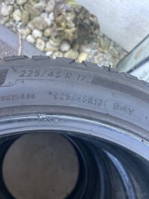 Zimne 225/45 R17 M+S Michelin - 4