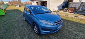 HONDA FR-V 1.7 Benzín 6 miestna - 4