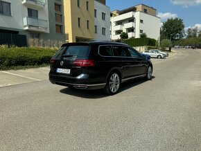 Volkswagen Passat Variant 2.0 BiTDI 240k Highline 4MOTION - 4