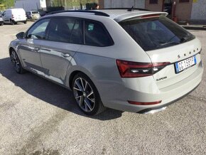 Škoda Superb Sportline 2.0TDI - 4