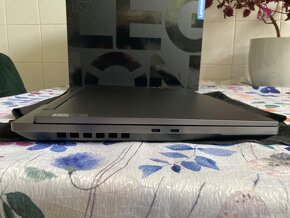 Lenovo Legion 7 - 4