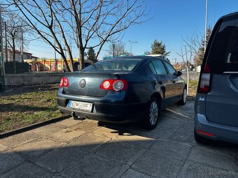 Volkswagen Passat 1.6 benzín - 4