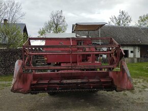 Kombajn Massey ferguson 187 - 4