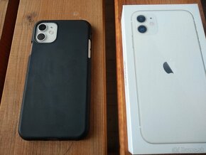 Apple iPhone 11 - 4