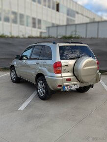 Toyota RAV4 2.0 4WD - 4