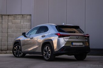 Lexus UX 250H Business Edition - 4