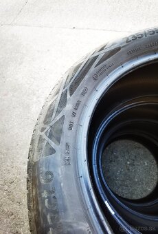 Predám letné pneu 235/55R18 Continental EcoContact 6 - 4