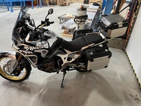 Honda Africa twin Adventure 1000 - 4