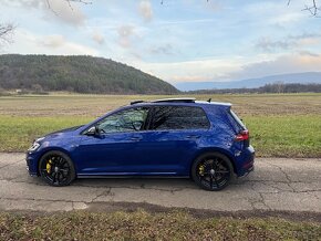 Volkswagen Golf R 2.0TSI 4Motion - 4