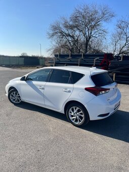 Toyota Auris 1,6 benzín 2016-2019 - 4