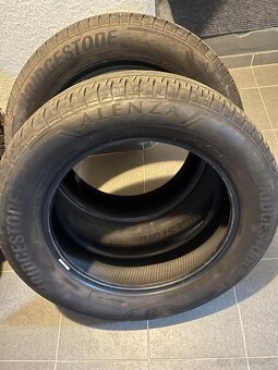 Bridgestone Alenza 225/60 R18 SUV - 4