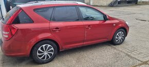 Kia ceed combi 2010 - 4