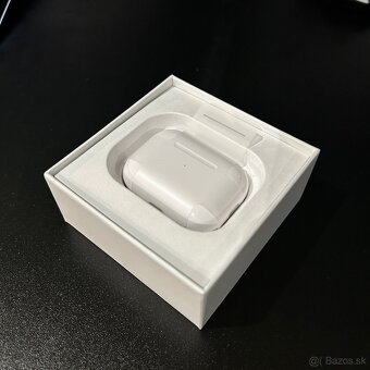 Airpods Pro Gen 2 (USB-C) - 4