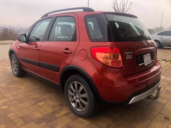 SUZUKI SX4 1.6 BENZIN 4X4 + LOCK PO 1. MAJITEĽOVI - 4