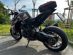 KTM 1290 Superduke R - 4