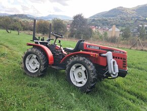 traktor Antonio Carraro Bitrac HS 4x4 - 4