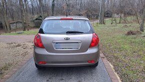 Predam Kia ceed - 4