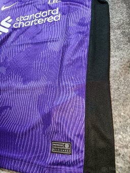 Liverpool 2022/23 third jersey - 4