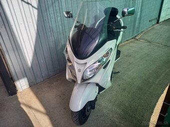 Suzuki Burgman 400 rok 2012 ABS - 4