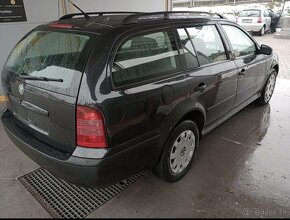 Škoda Octavia Combi 1.9 TDI TOUR - 4