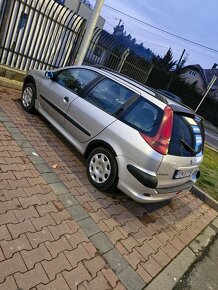 Predám Peugeot 206 - 4