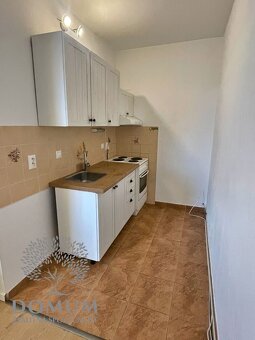 2kk s výmerou 42m2, ul. Športová, Nové Meste n/V - rekonštru - 4