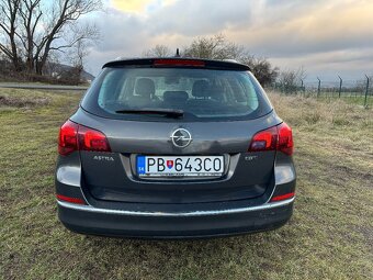 Opel Astra Combi 1,6 nafta 2015 - 4