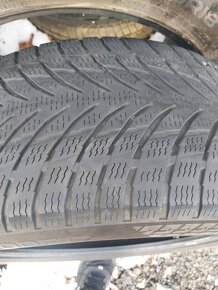 15. zimní pneumatiky 235/45 r18 Nokian WR snowproo - 4